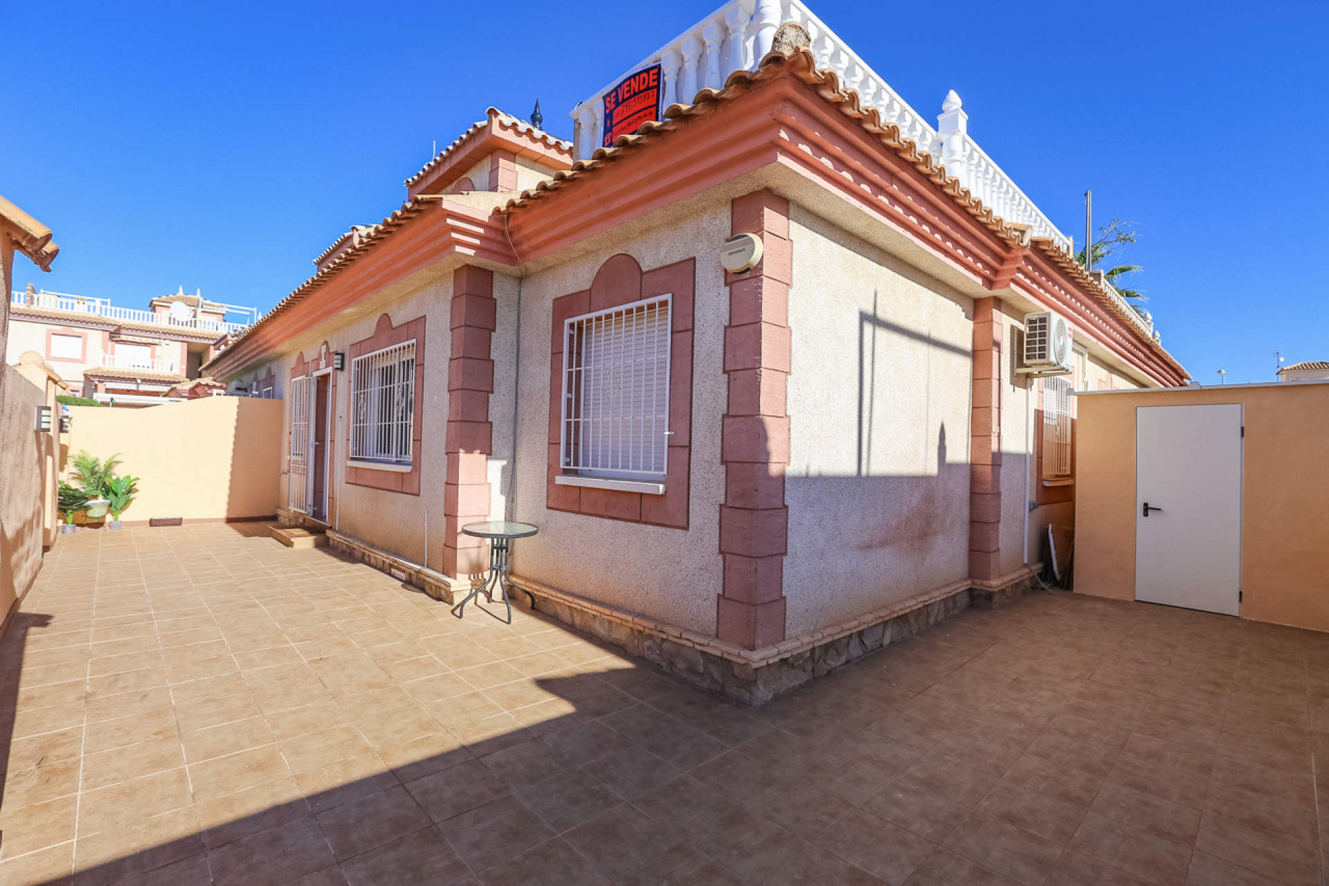 Herverkoop - 4. House - Detached Villa - Playa Flamenca - Orihuela Costa