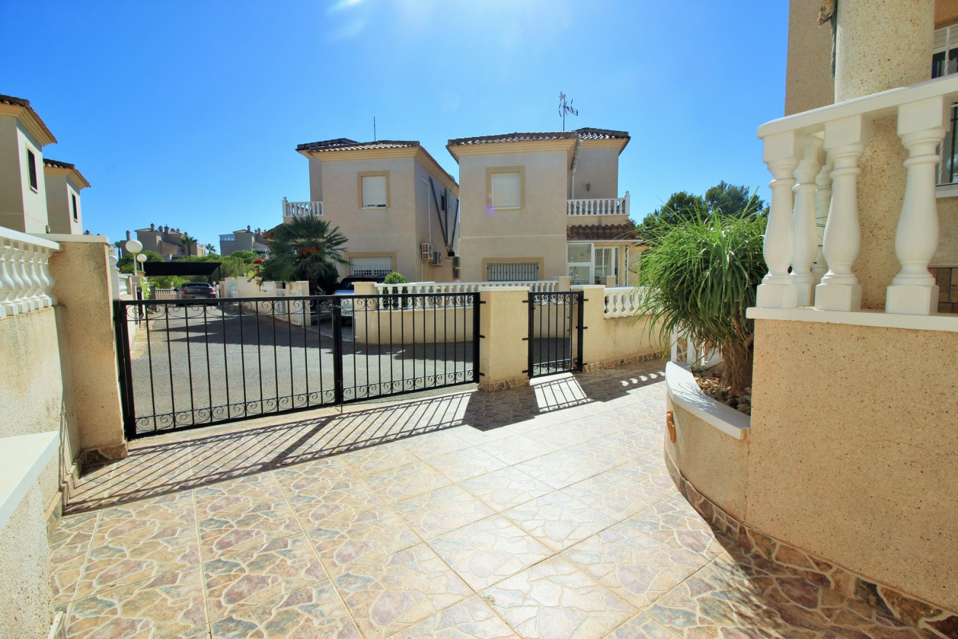 Herverkoop - 4. House - Detached Villa - Playa Flamenca - Orihuela Costa