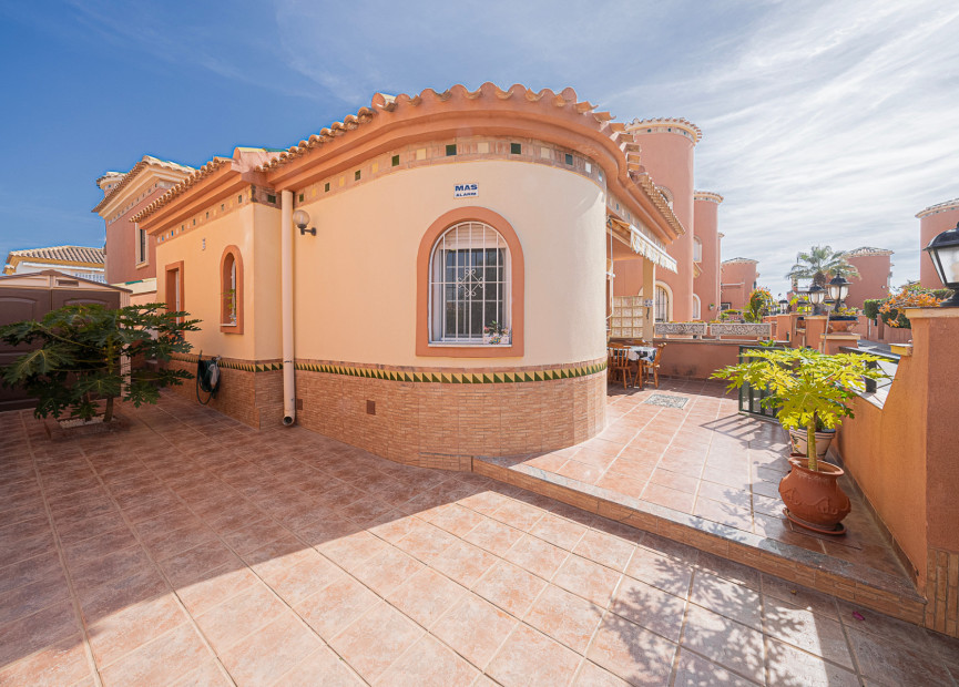 Herverkoop - 4. House - Detached Villa - Playa Flamenca - Orihuela Costa