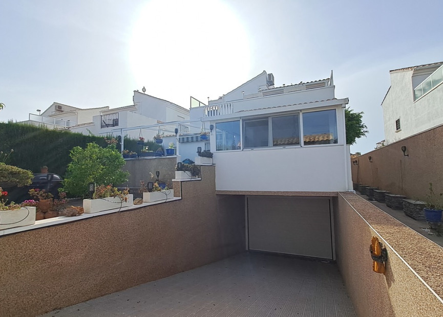 Herverkoop - 4. House - Detached Villa - Punta Prima - Orihuela Costa