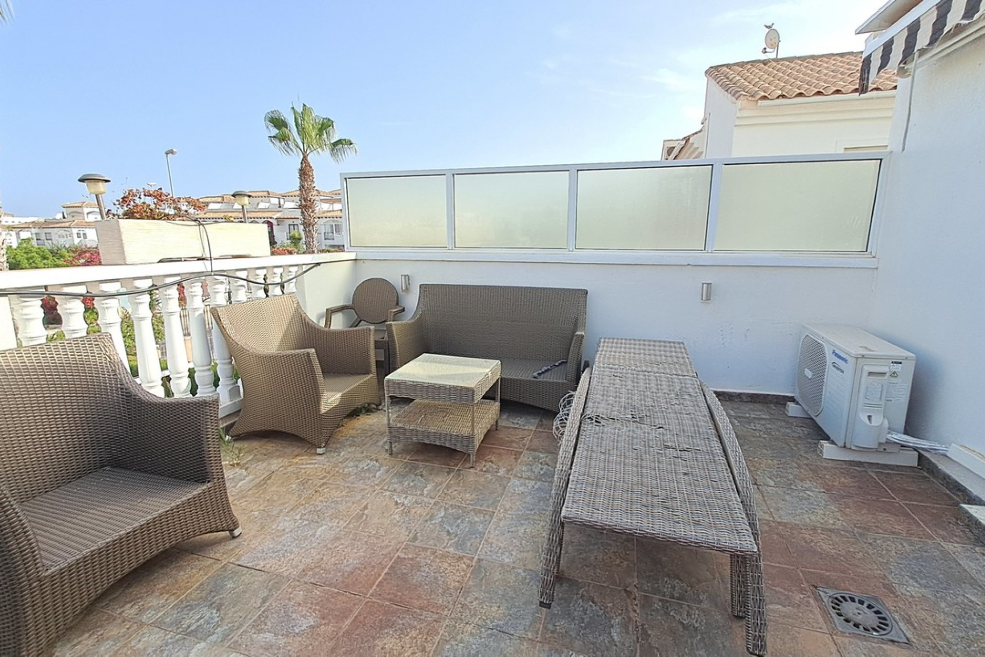 Herverkoop - 4. House - Detached Villa - Punta Prima - Orihuela Costa