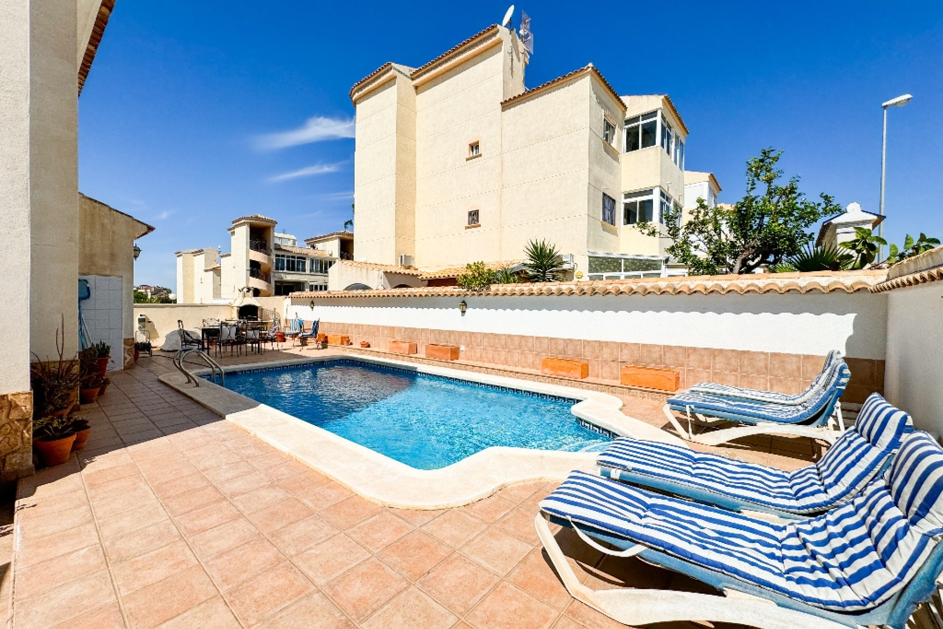 Herverkoop - 4. House - Detached Villa - Punta Prima - Orihuela Costa