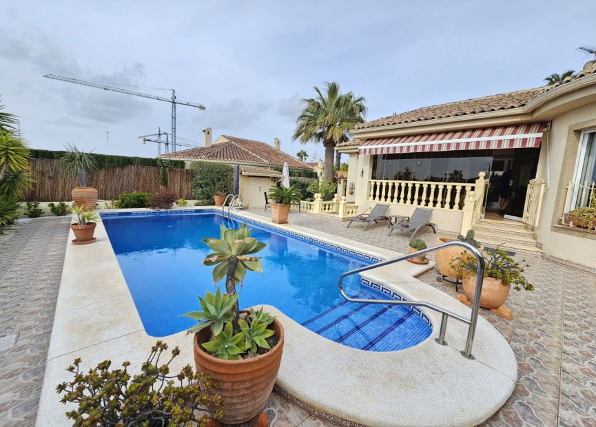 Herverkoop - 4. House - Detached Villa - Rojales