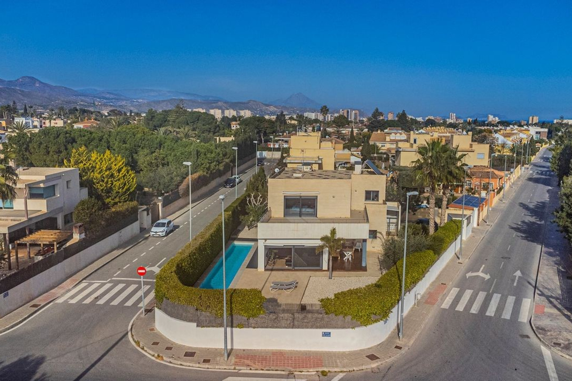 Herverkoop - 4. House - Detached Villa - San Juan de Alicante - Alicante