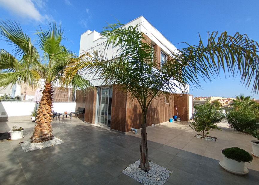 Herverkoop - 4. House - Detached Villa - San Miguel de Salinas - Orihuela Costa