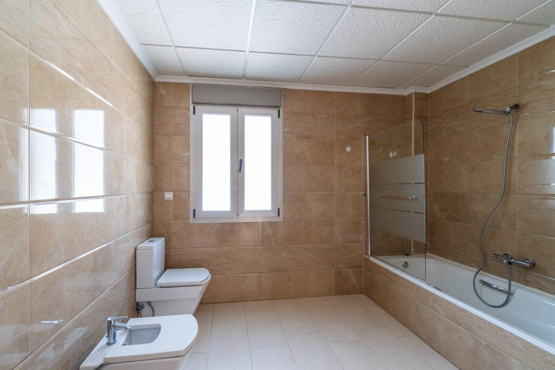 Herverkoop - 4. House - Detached Villa - Torrevieja - Aguas nuevas 2