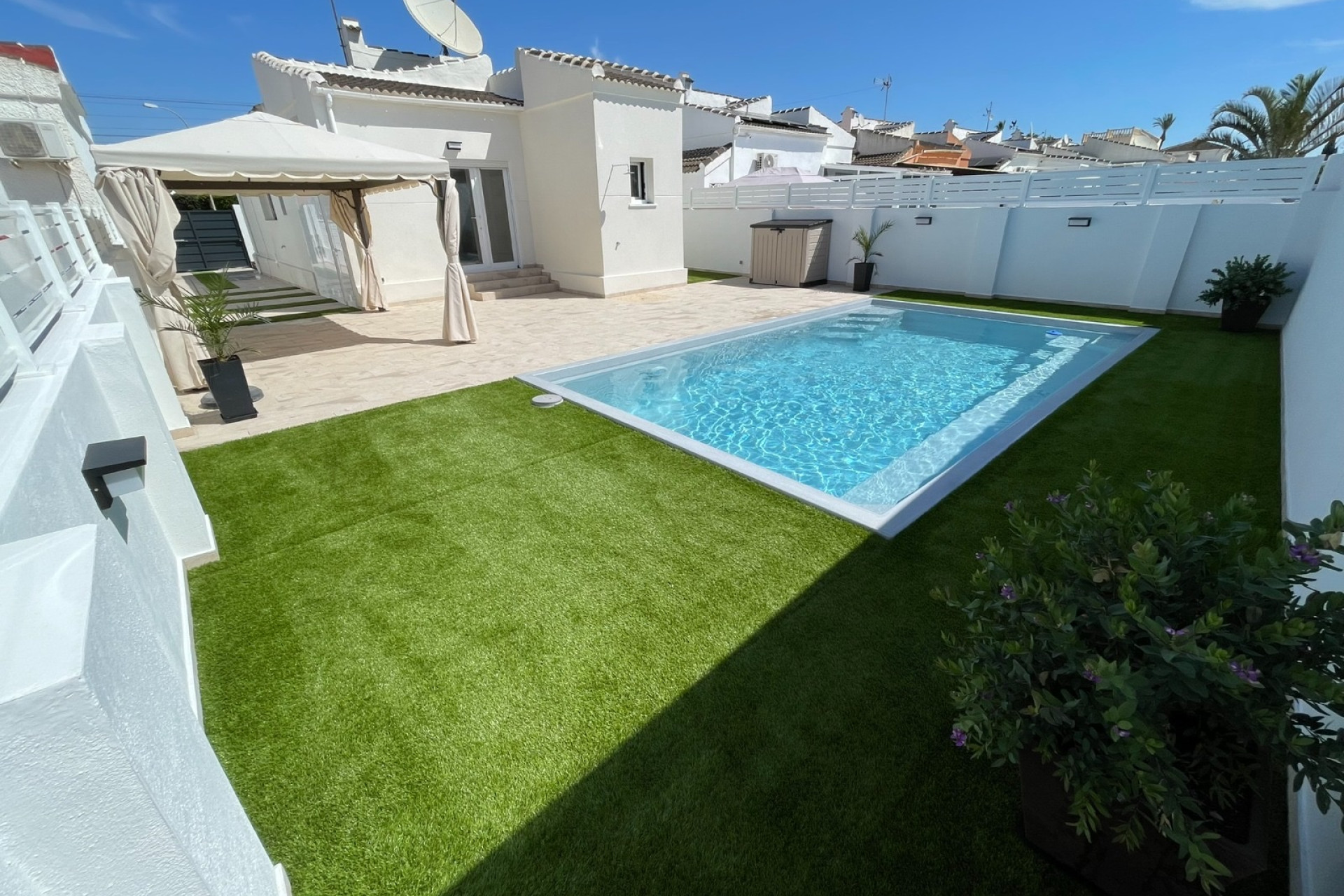 Herverkoop - 4. House - Detached Villa - Torrevieja