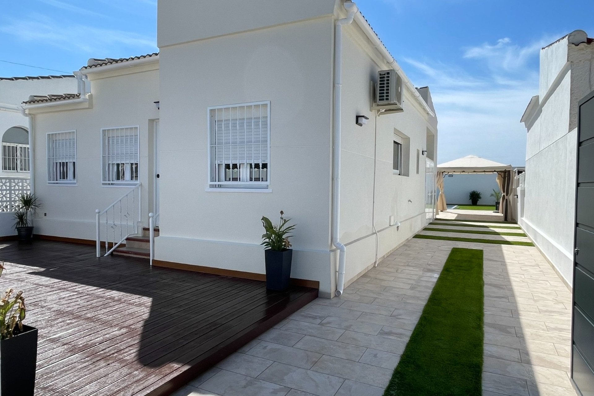 Herverkoop - 4. House - Detached Villa - Torrevieja