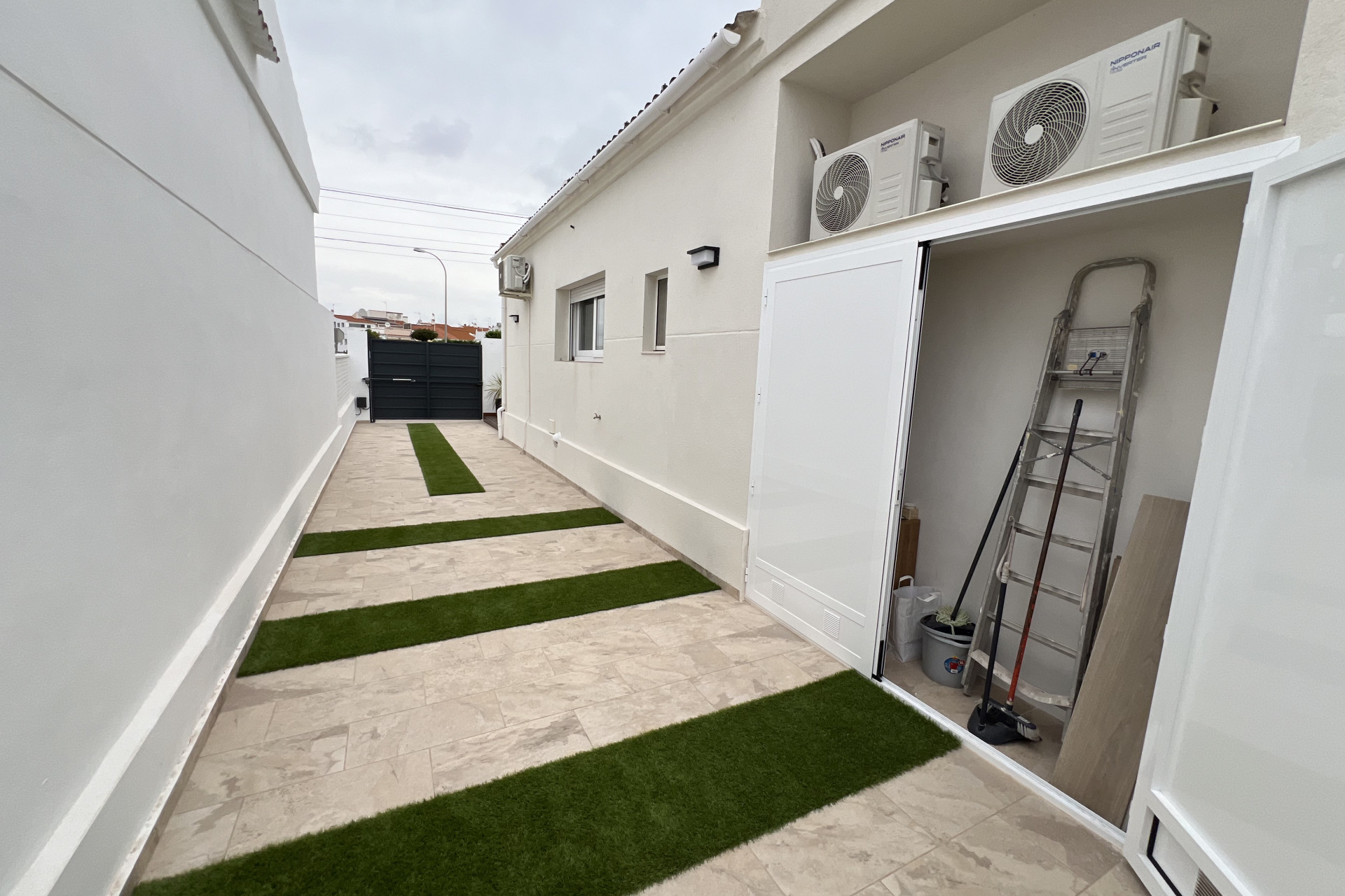 Herverkoop - 4. House - Detached Villa - Torrevieja