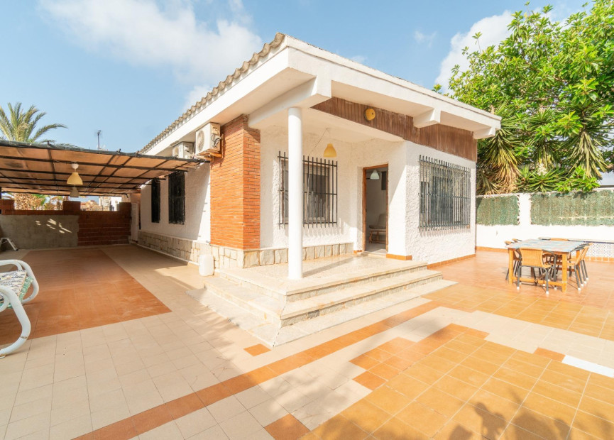 Herverkoop - 4. House - Detached Villa - Torrevieja