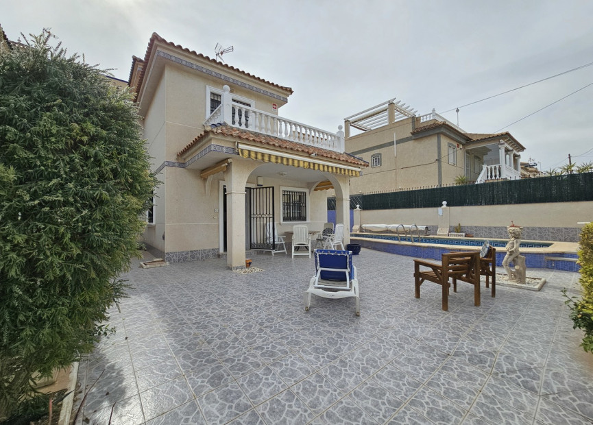 Herverkoop - 4. House - Detached Villa - Villamartin - Orihuela Costa