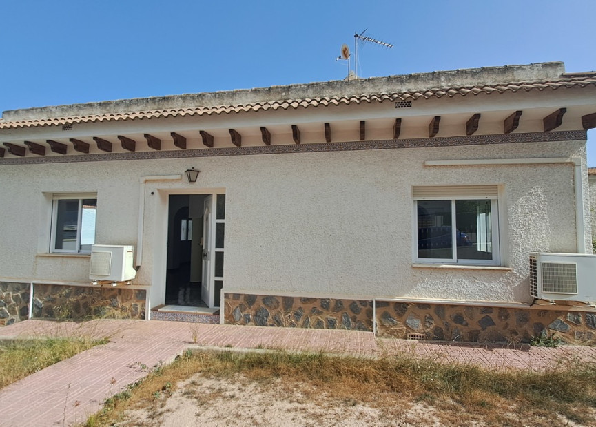 Herverkoop - 4. House - Detached Villa - Villamartin - Orihuela Costa