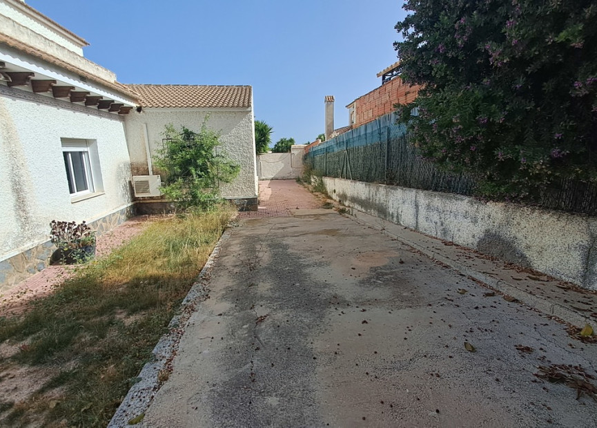 Herverkoop - 4. House - Detached Villa - Villamartin - Orihuela Costa