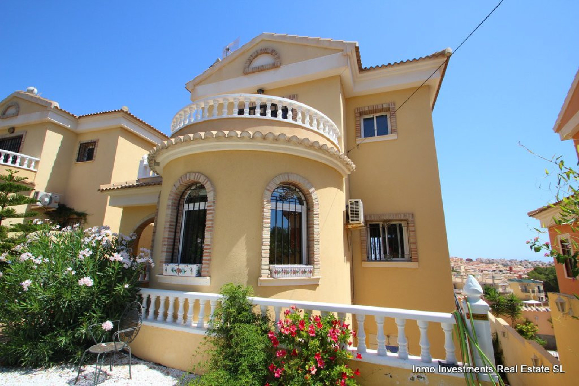 Herverkoop - 4. House - Detached Villa - Villamartin - Orihuela Costa