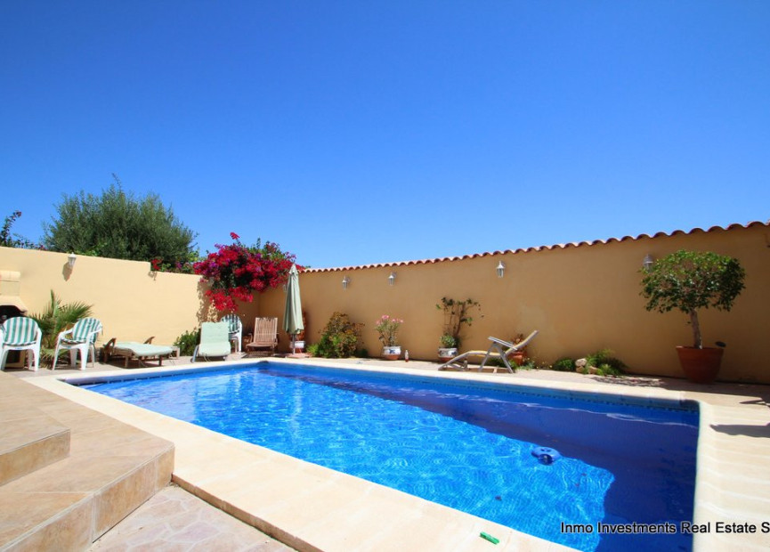 Herverkoop - 4. House - Detached Villa - Villamartin - Orihuela Costa