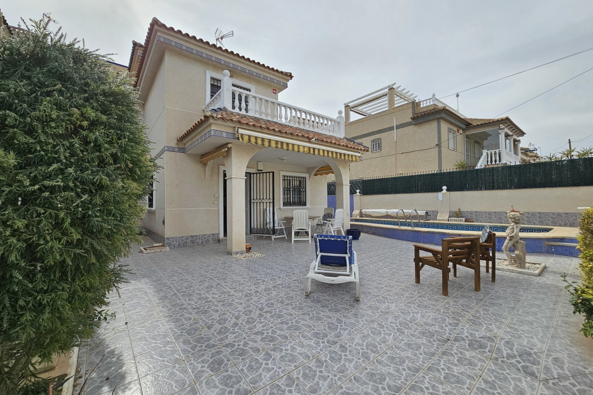 Herverkoop - 4. House - Detached Villa - Villamartin - Orihuela Costa