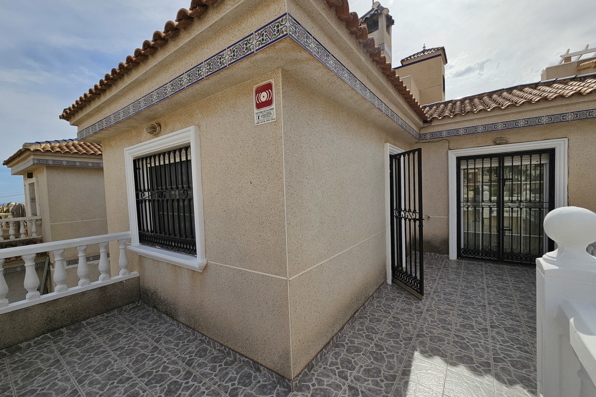 Herverkoop - 4. House - Detached Villa - Villamartin - Orihuela Costa