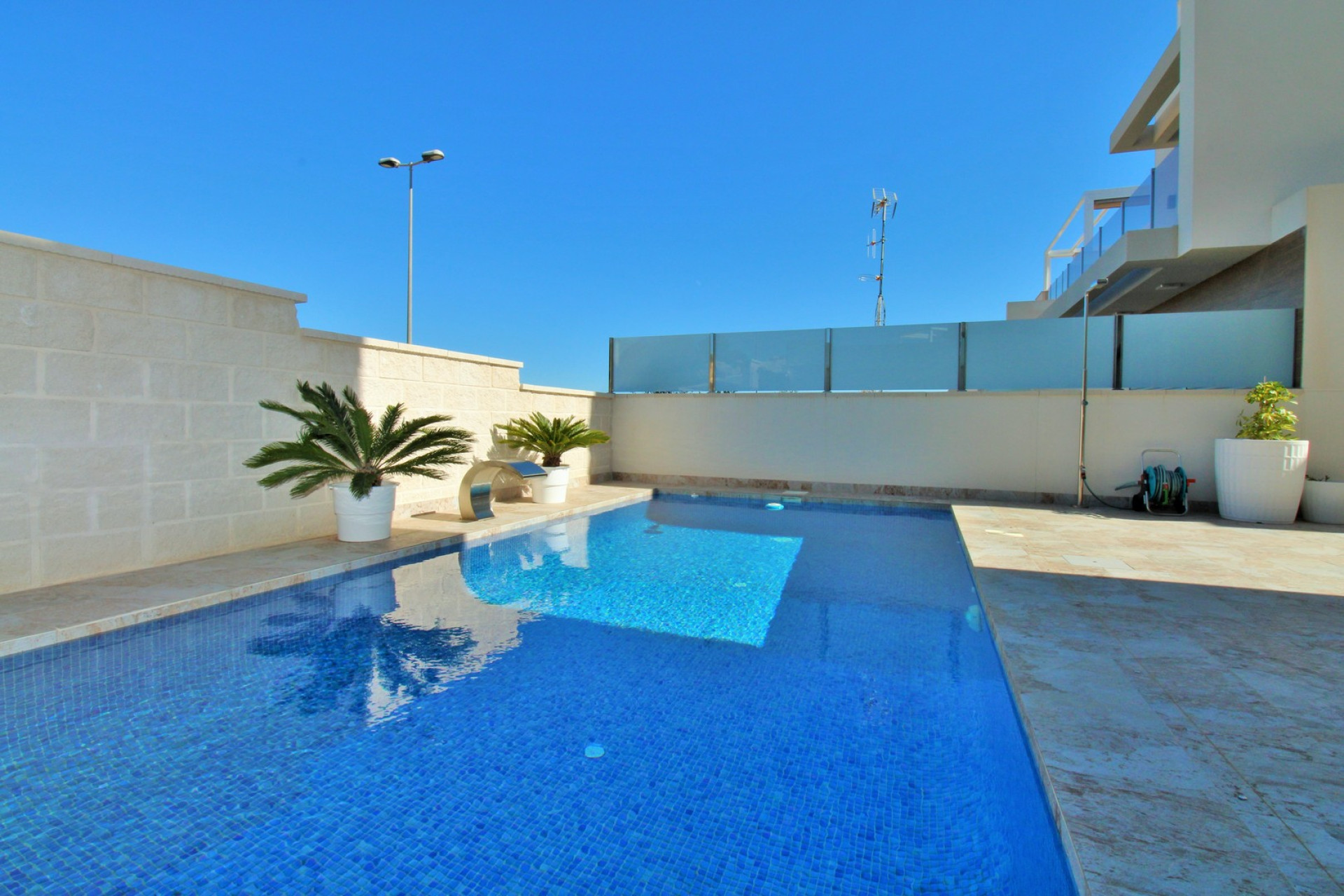 Herverkoop - 4. House - Detached Villa - Villamartin - Orihuela Costa