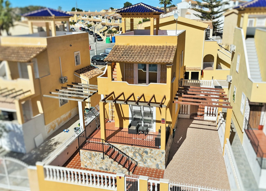 Herverkoop - 4. House - Detached Villa - Villamartin - Orihuela Costa