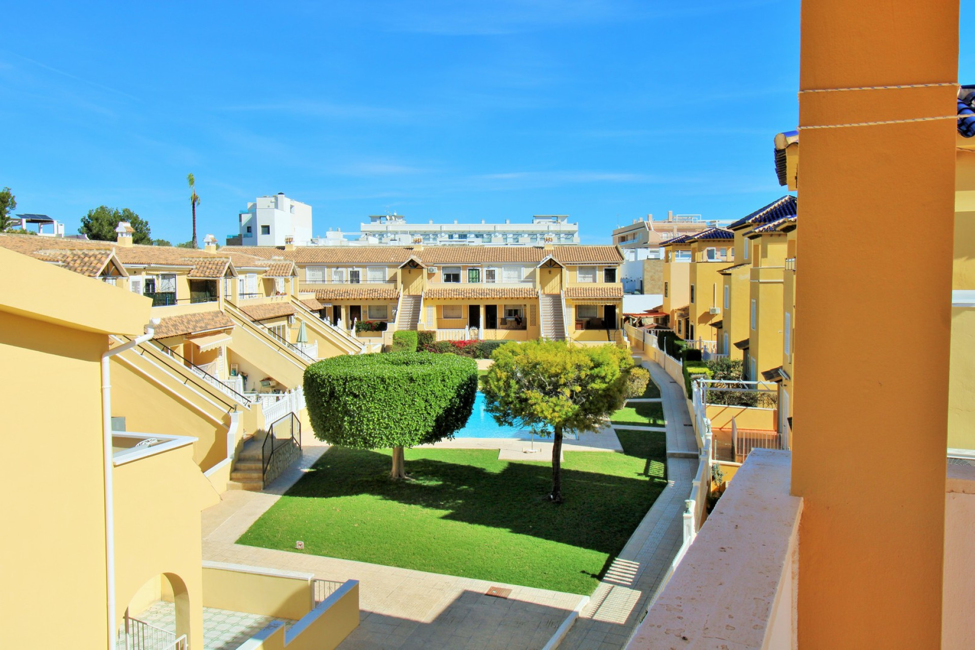 Herverkoop - 4. House - Detached Villa - Villamartin - Orihuela Costa