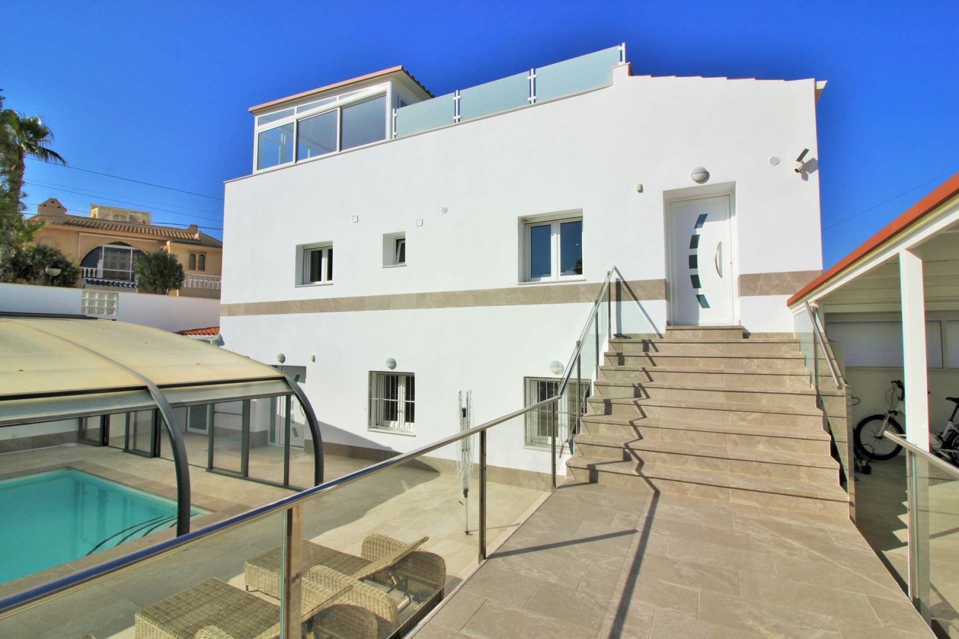 Herverkoop - 4. House - Detached Villa - Villamartin - Orihuela Costa