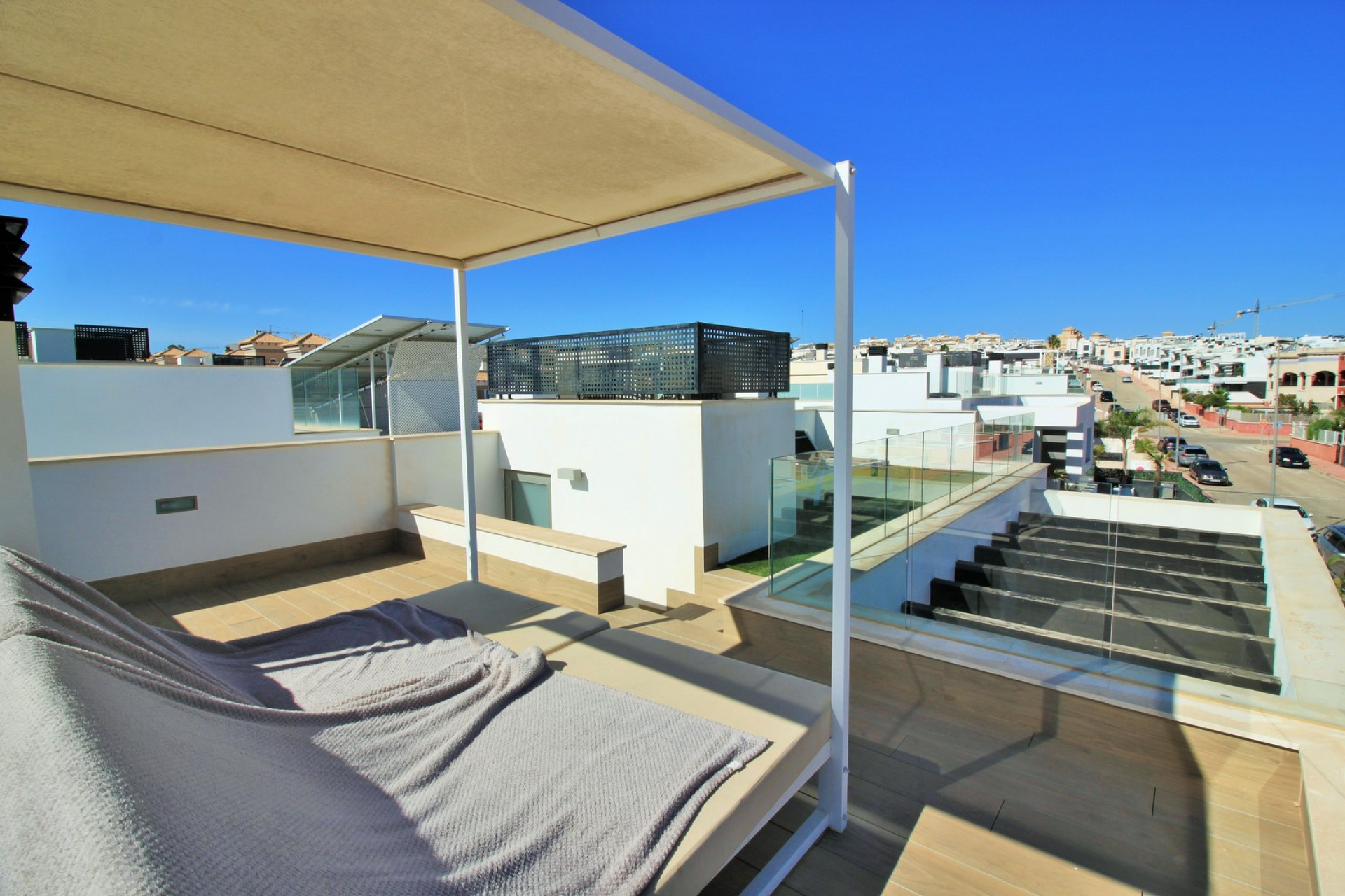 Herverkoop - 4. House - Detached Villa - Villamartin - Orihuela Costa