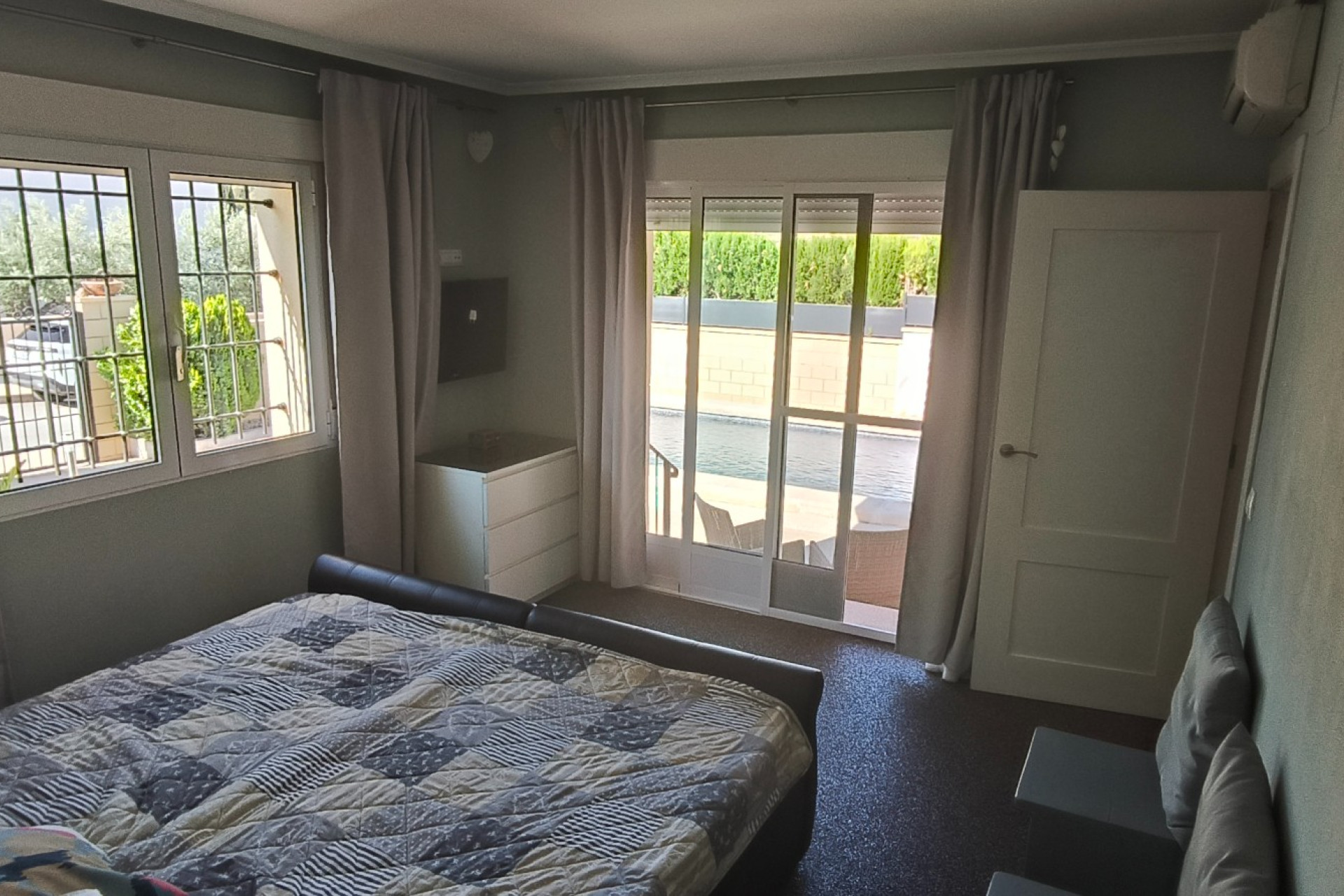 Herverkoop - 6. Vrijstaande villa - La Romana - Costa Blanca Noord