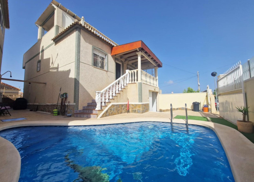 Herverkoop - Chalet - San Miguel de Salinas - Orihuela Costa