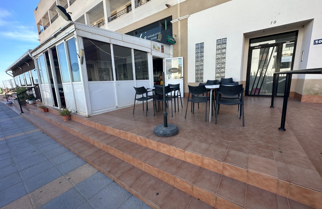 Herverkoop - Commercial Property - Orihuela - Vistabella Golf