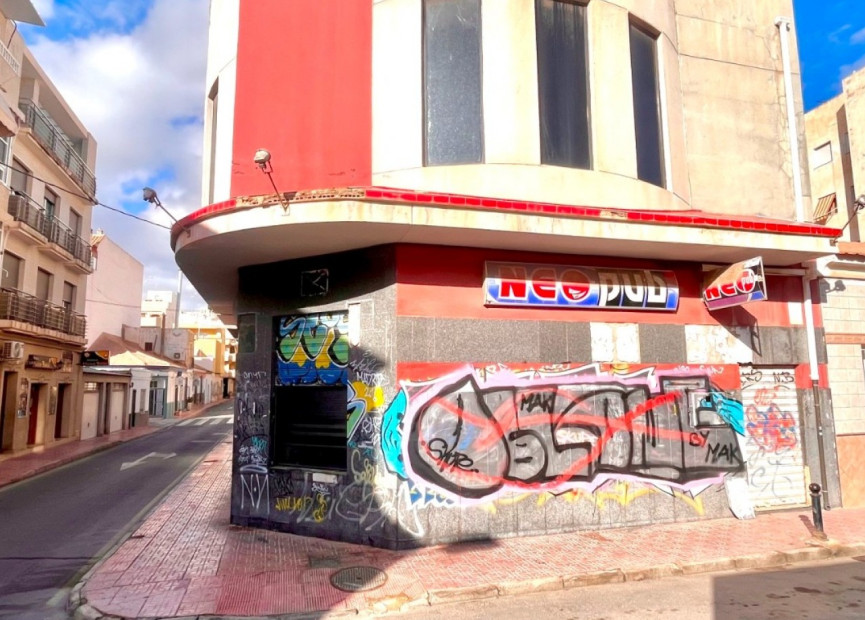 Herverkoop - Commercieel vastgoed - Torrevieja - Costa Blanca Zuid