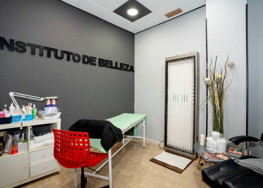 Herverkoop - Commercieel vastgoed - Torrevieja - Costa Blanca Zuid