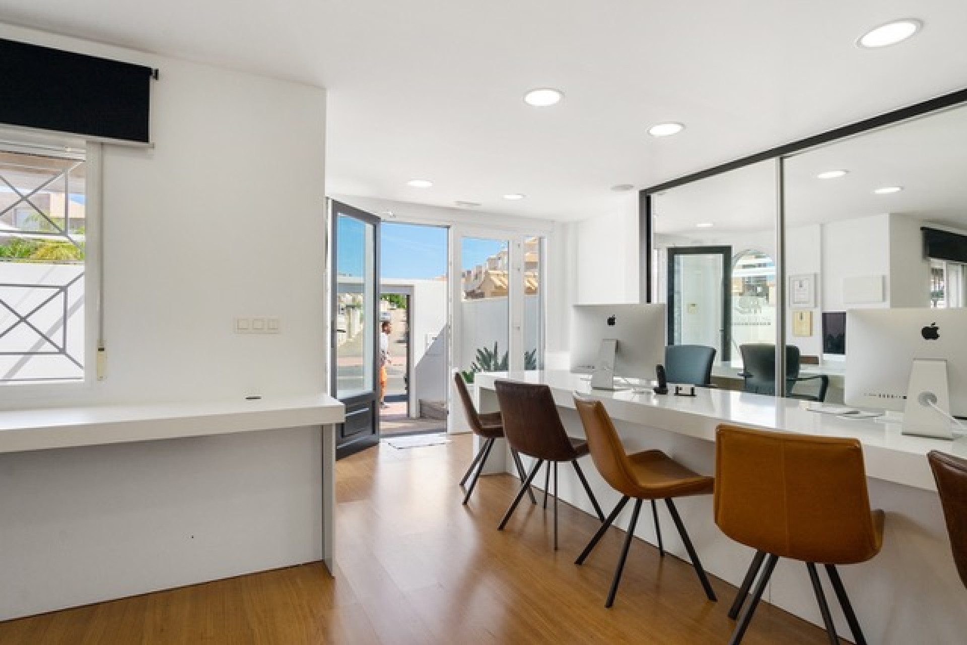 Herverkoop - Commercieel vastgoed - Torrevieja - Costa Blanca Zuid