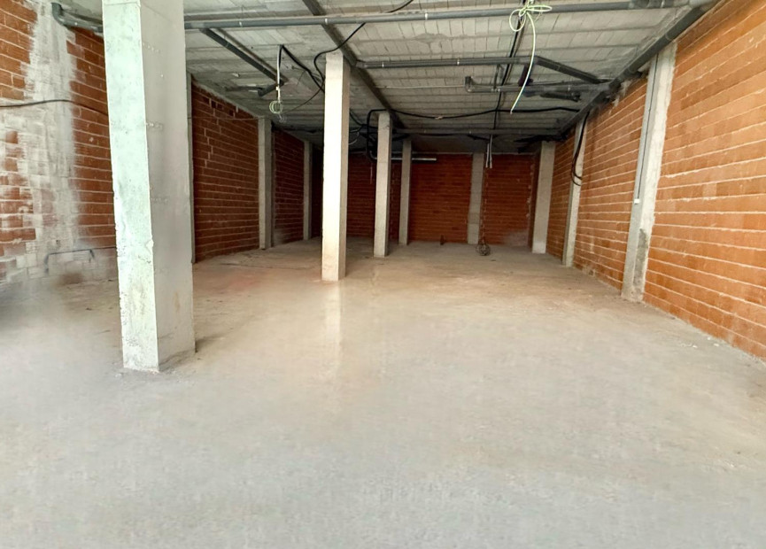 Herverkoop - Commercieel vastgoed - Torrevieja - Costa Blanca Zuid