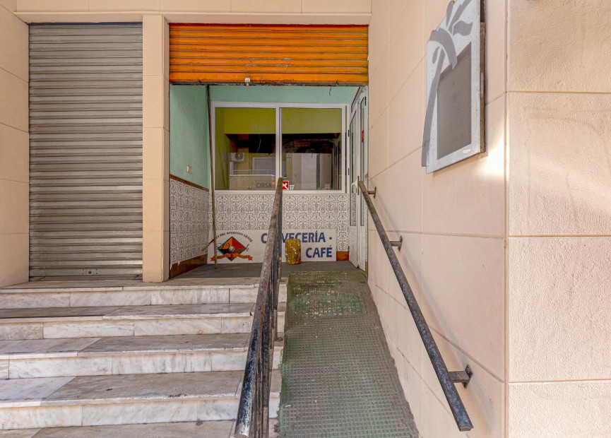 Herverkoop - Commercieel vastgoed - Torrevieja - Costa Blanca Zuid