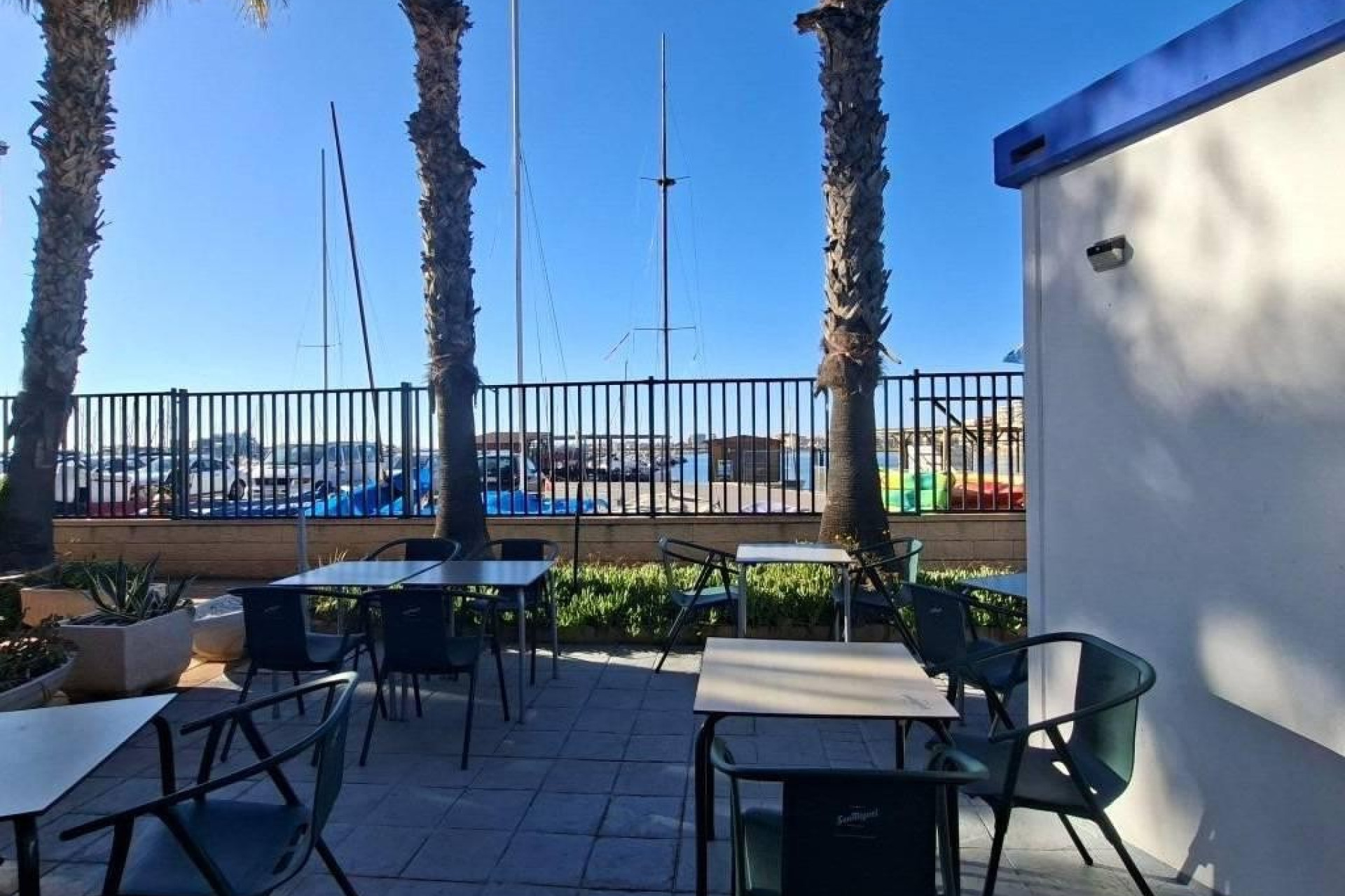 Herverkoop - Commercieel vastgoed - Torrevieja - Puerto