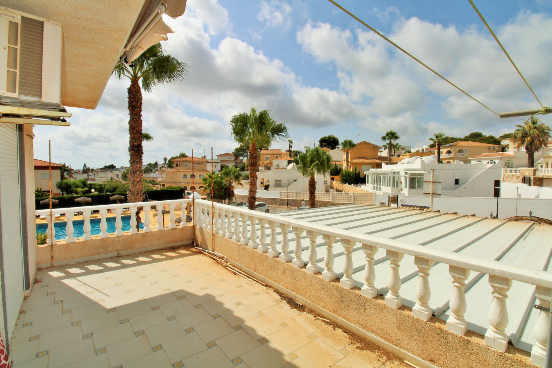 Herverkoop - Commercieel vastgoed - Villamartin - Costa Blanca Zuid