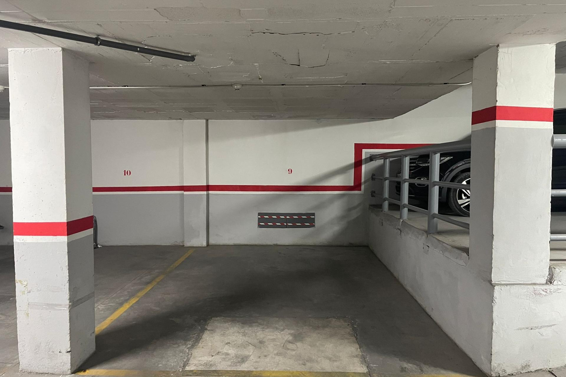 Herverkoop - Garage - Torrevieja - Costa Blanca Zuid