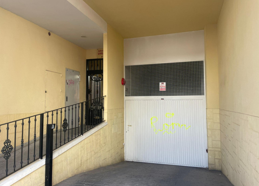 Herverkoop - Garage - Torrevieja - Costa Blanca Zuid