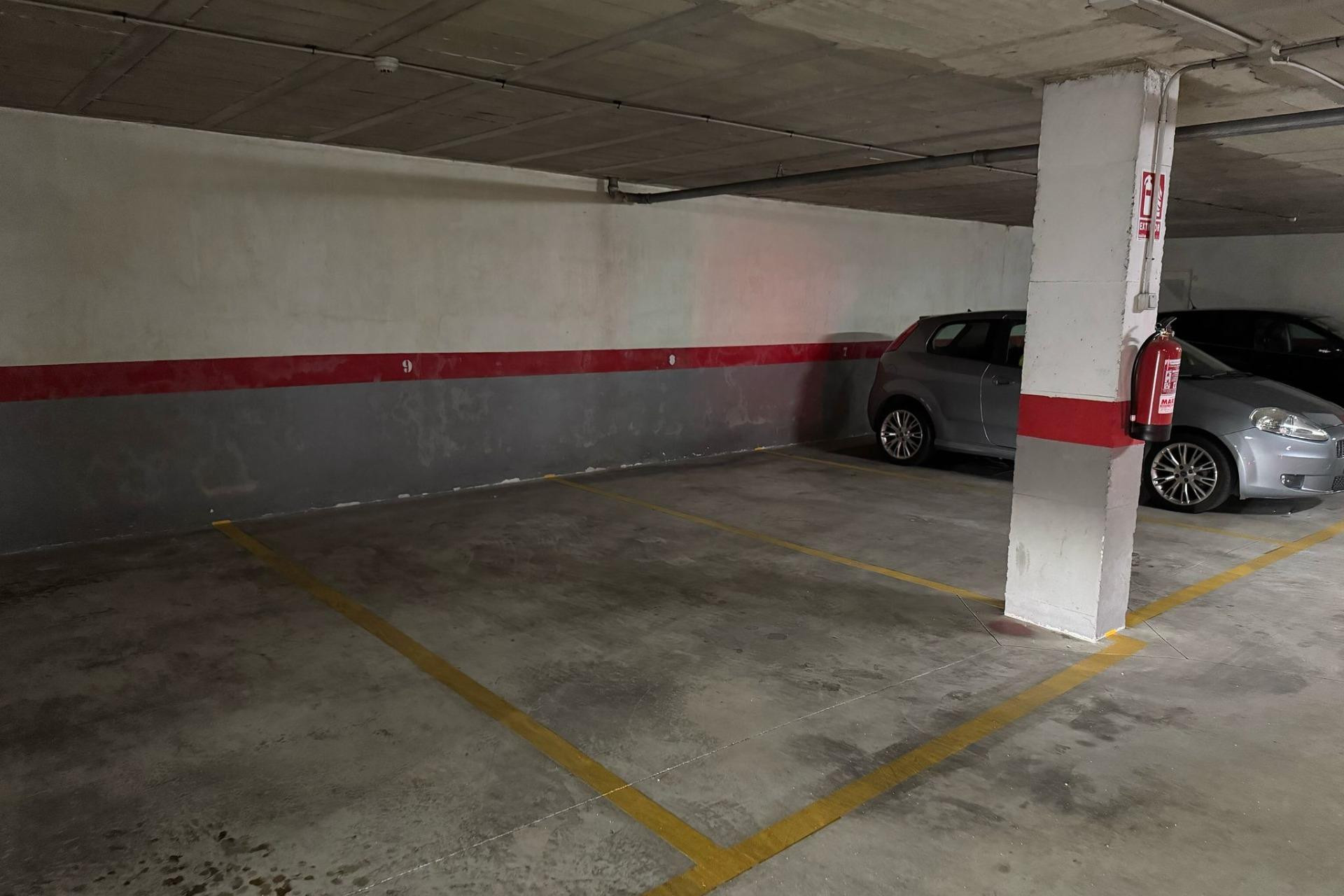 Herverkoop - Garage - Torrevieja - Costa Blanca Zuid