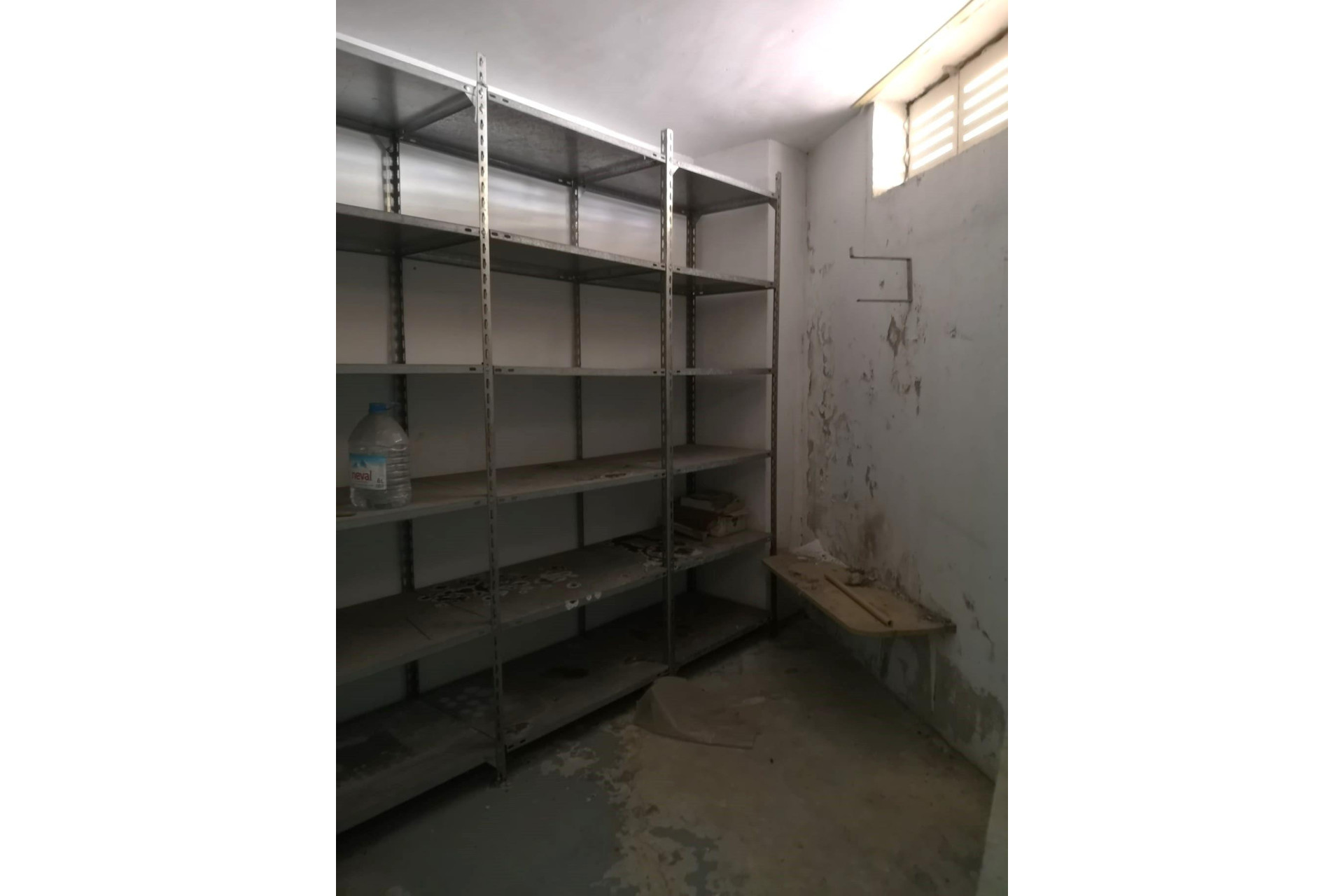 Herverkoop - Garage - Torrevieja - Costa Blanca Zuid