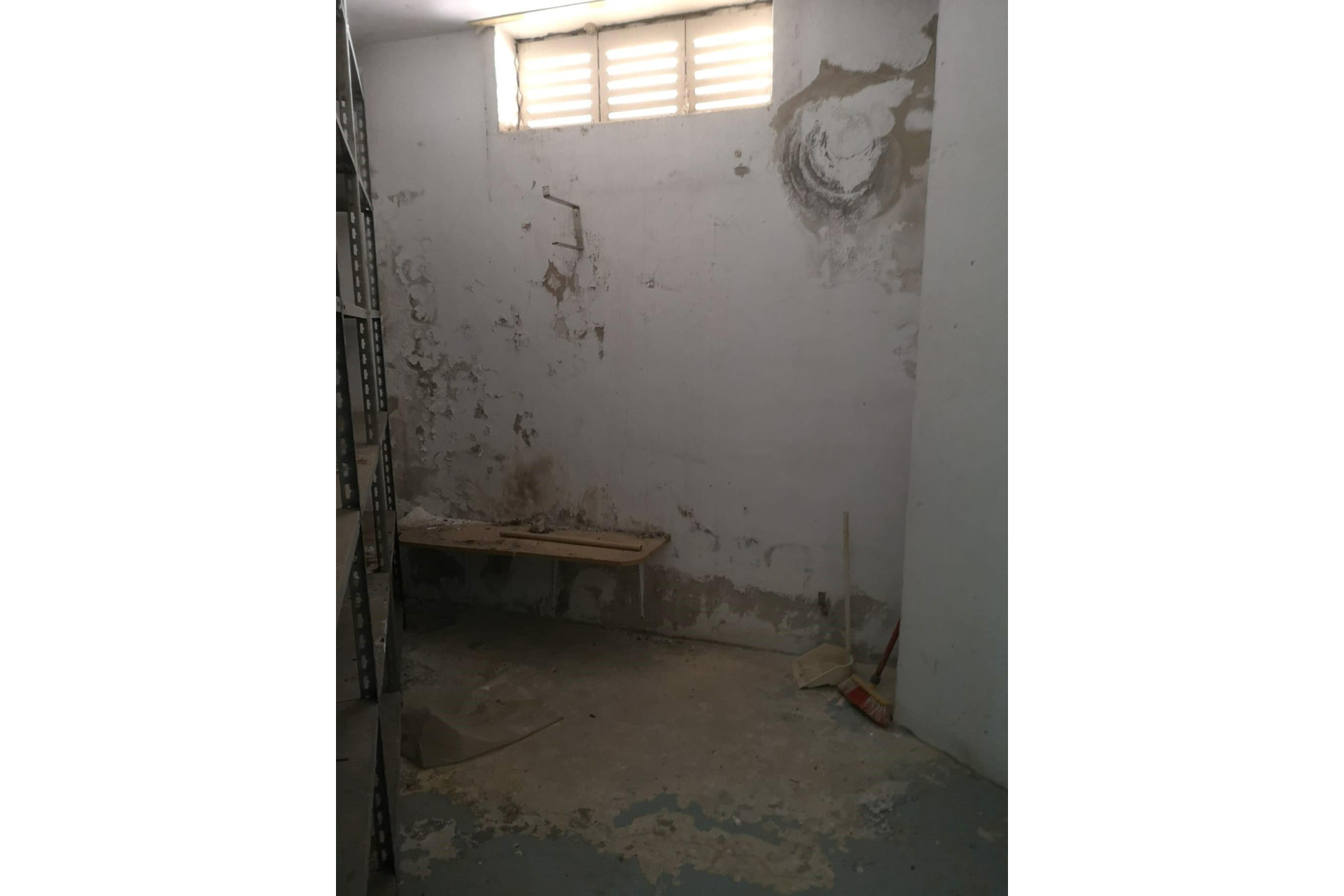 Herverkoop - Garage - Torrevieja - Costa Blanca Zuid