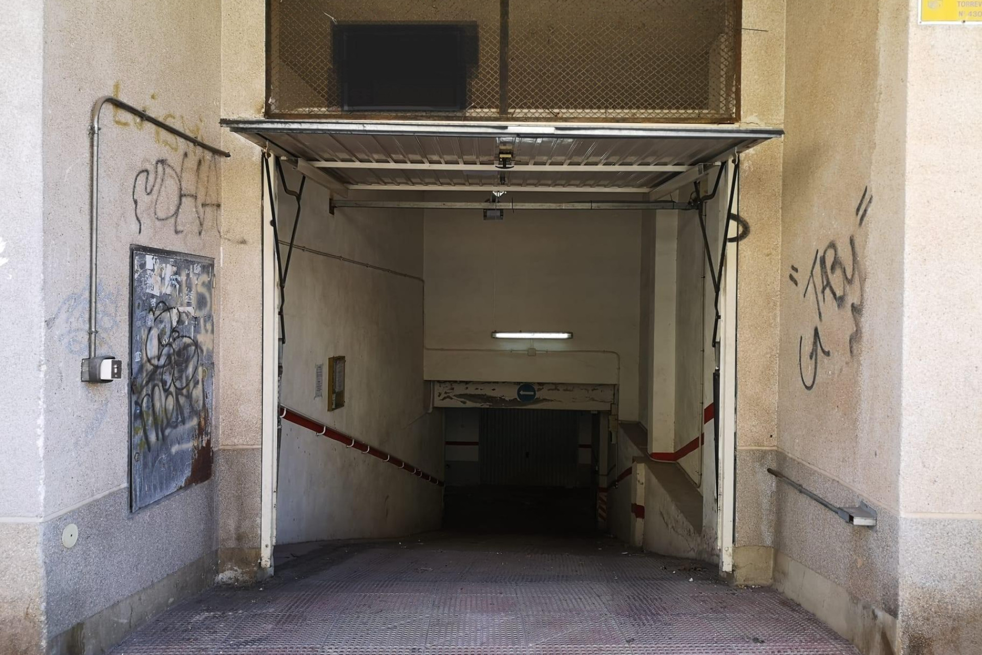 Herverkoop - Garage - Torrevieja - Costa Blanca Zuid