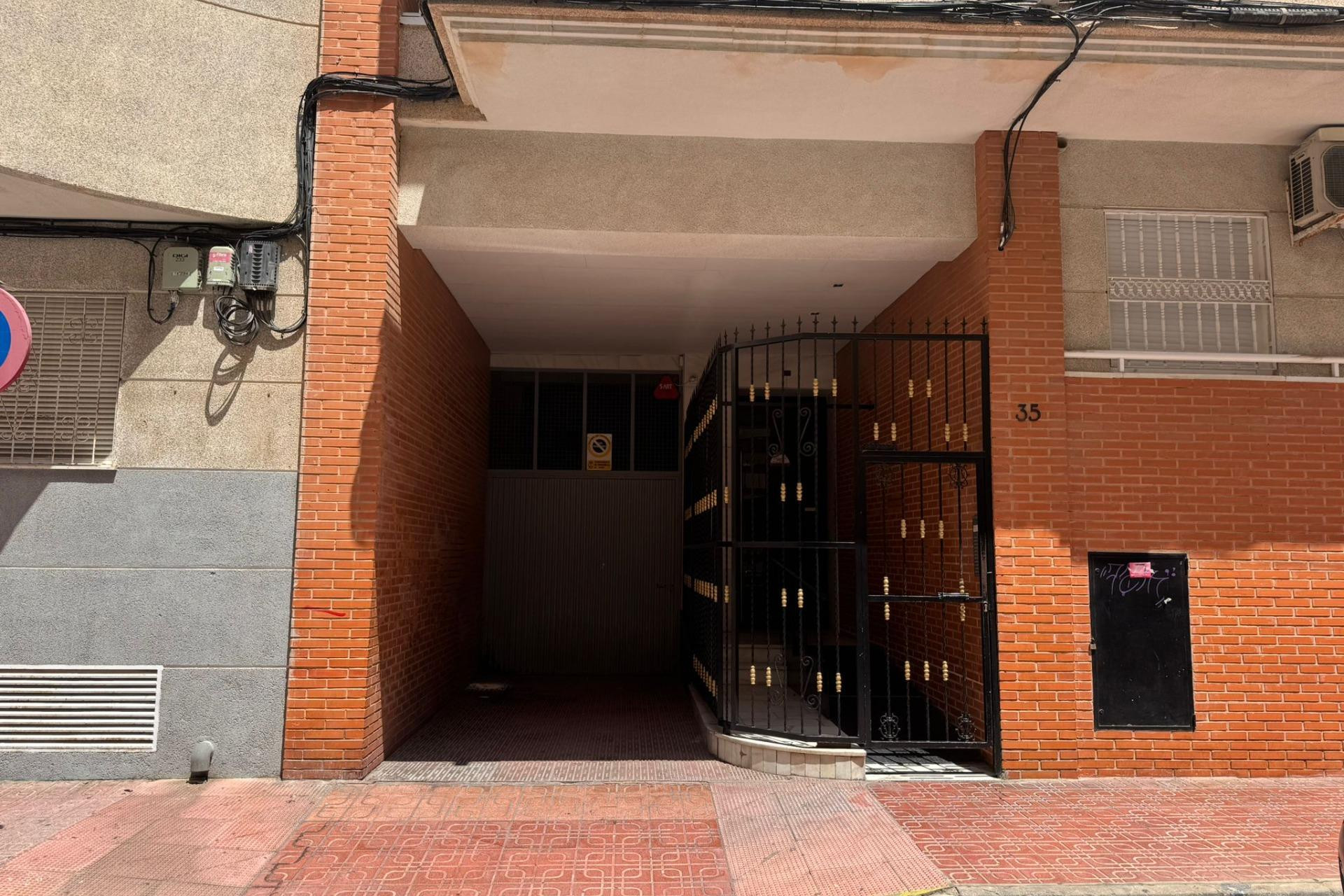 Herverkoop - Garage - Torrevieja - Costa Blanca Zuid