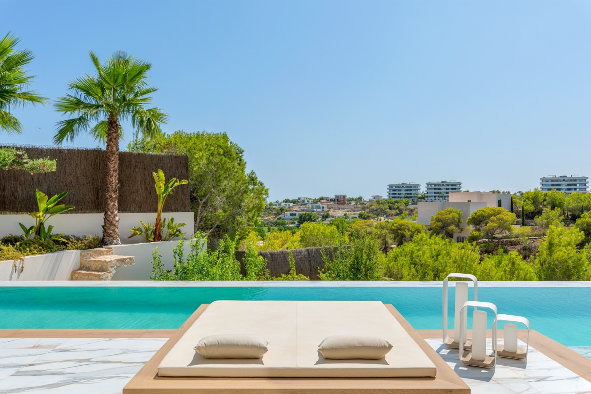 Herverkoop - Independent villa - Las Colinas Golf and Country Club - Costa Blanca Zuid