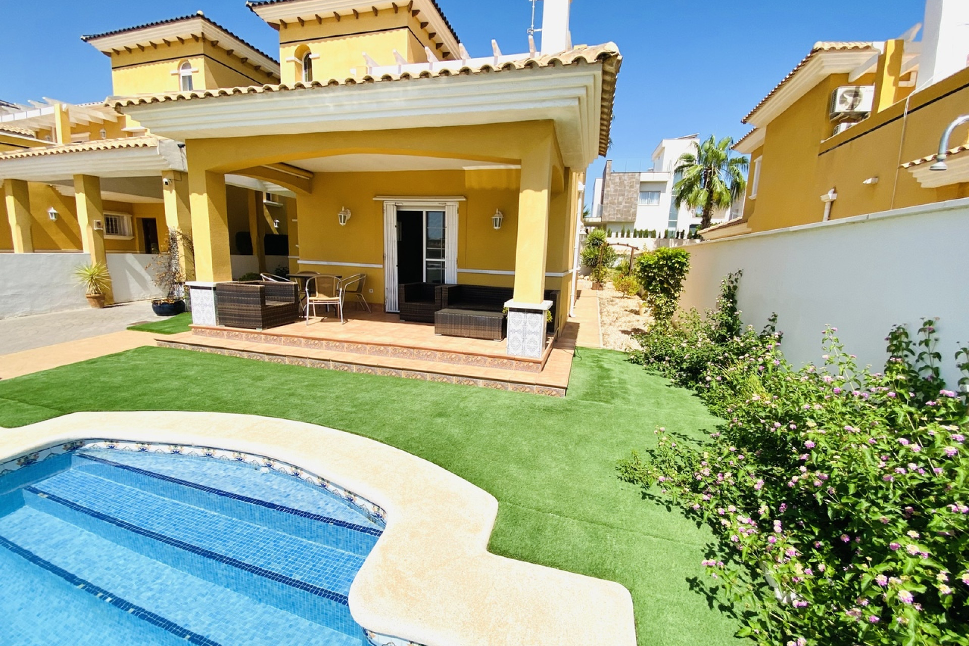 Herverkoop - Villa - Cabo Roig - Orihuela Costa