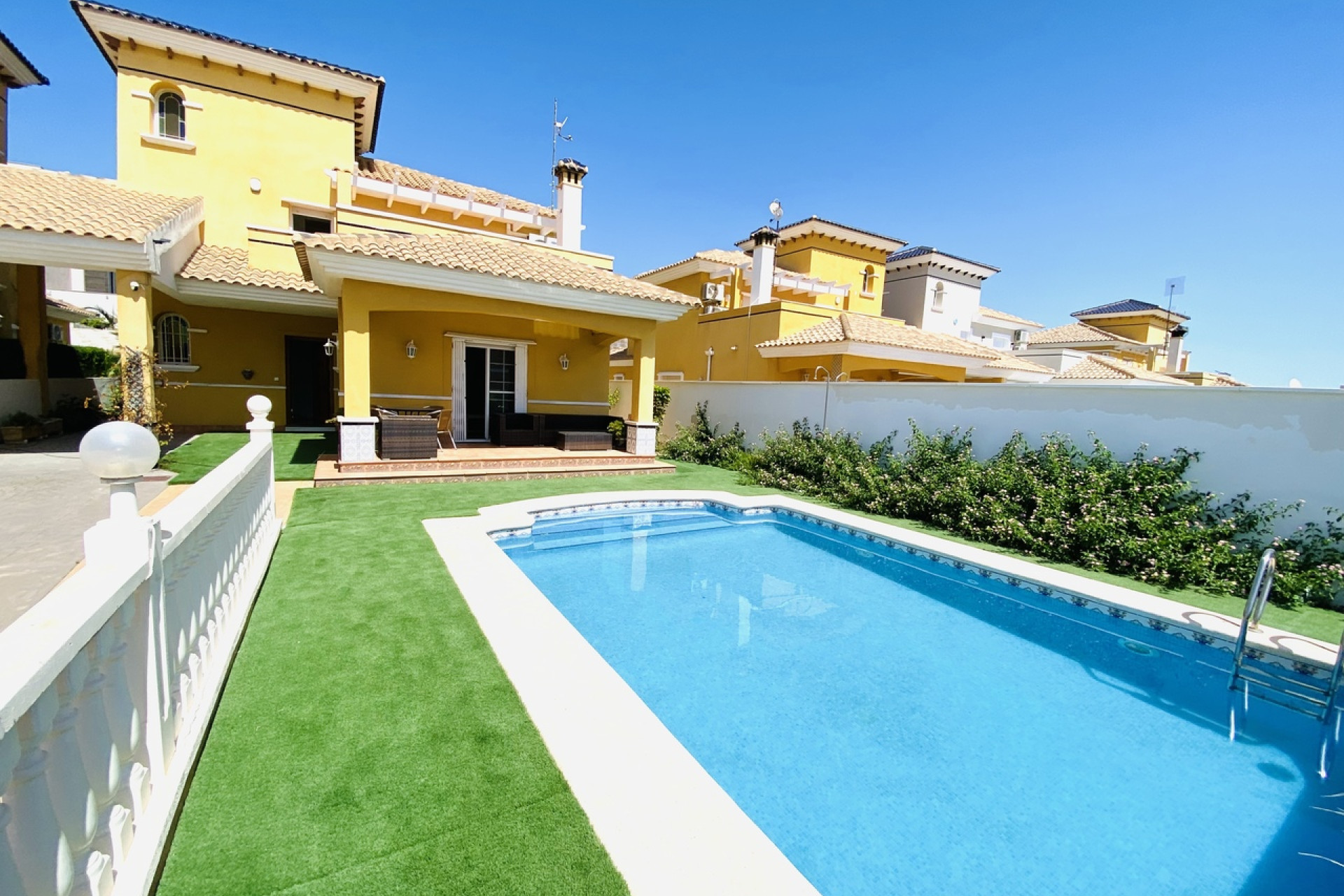 Herverkoop - Villa - Cabo Roig - Orihuela Costa