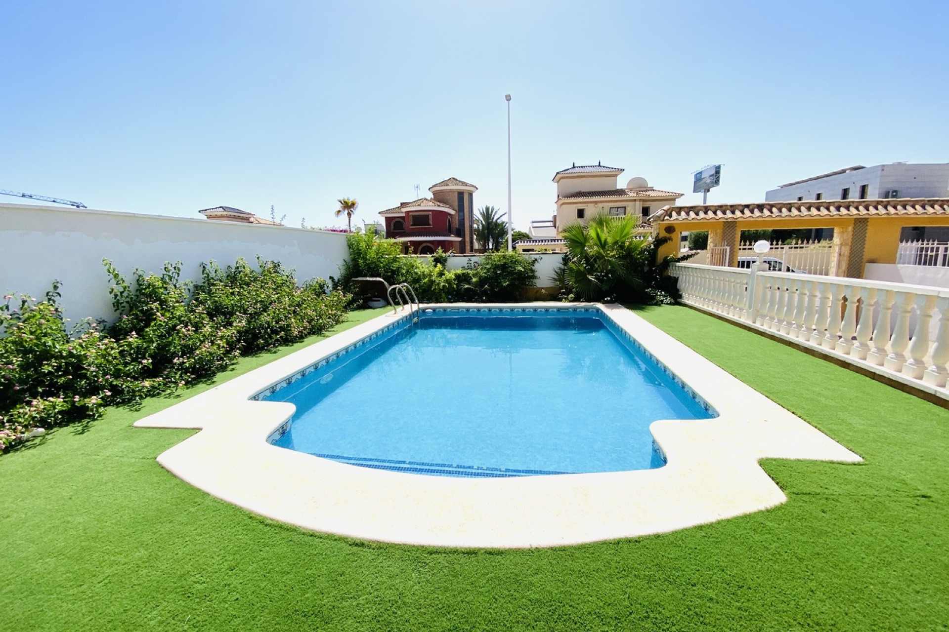 Herverkoop - Villa - Cabo Roig - Orihuela Costa