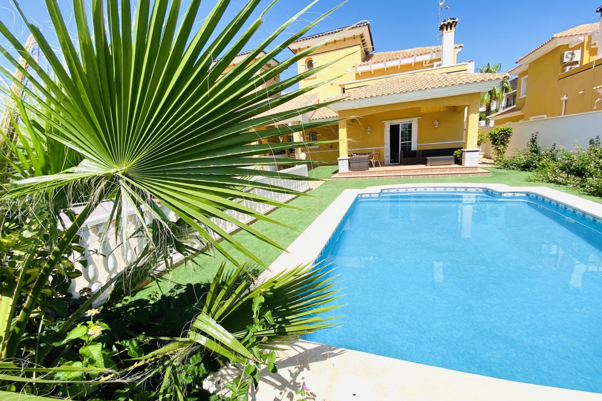 Herverkoop - Villa - Cabo Roig - Orihuela Costa