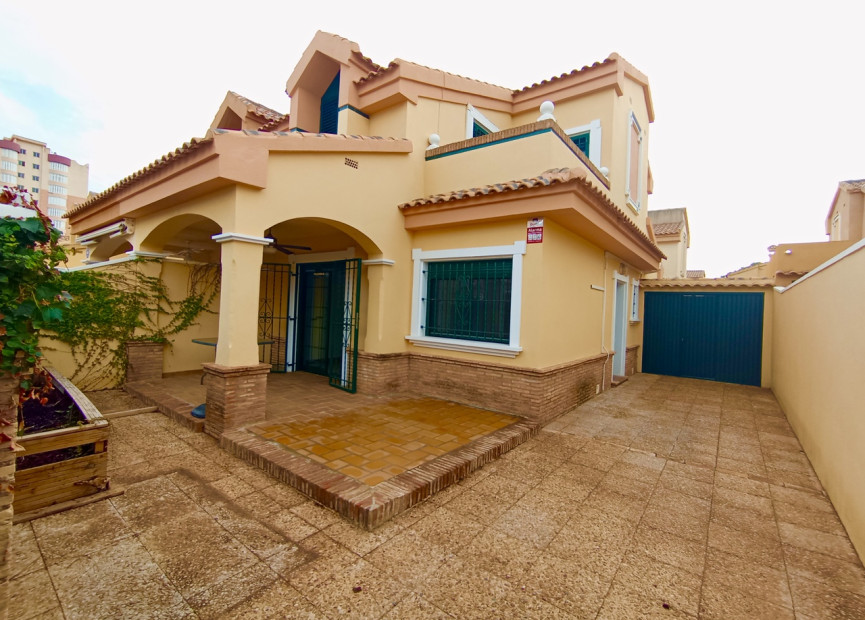 Herverkoop - Villa - Dehesa de Campoamor - Orihuela Costa