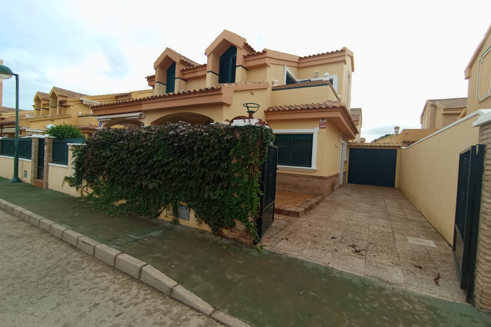 Herverkoop - Villa - Dehesa de Campoamor - Orihuela Costa